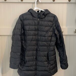 Black Packable Puffer Jacket with Hood